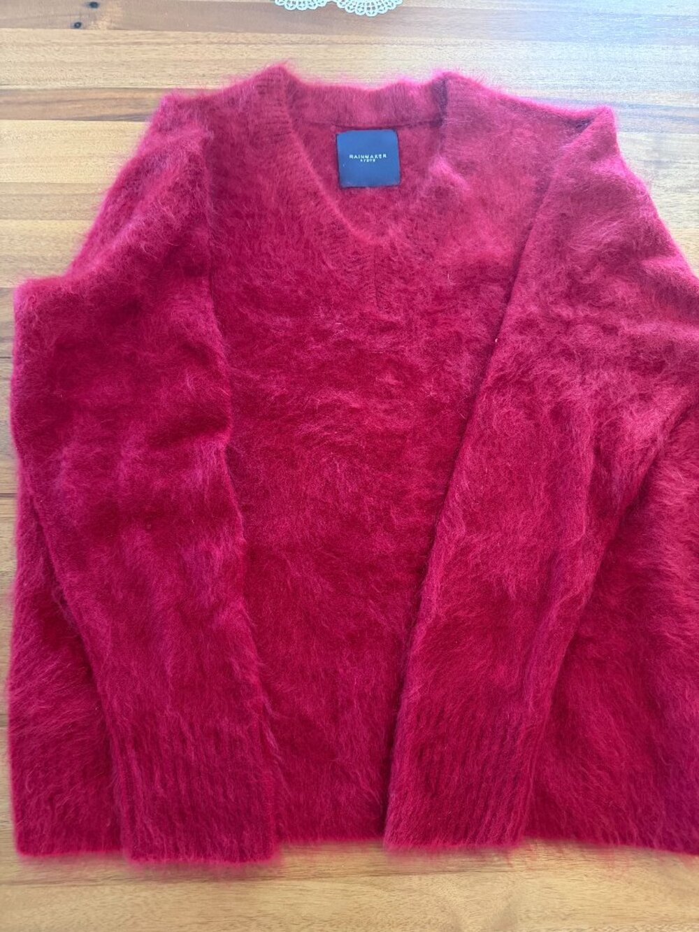 Rainmaker Kyoto Shag Cashmere V-Neck Sweater — Size 6 — Crimson Red — Like New